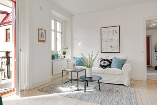 现代简约风格舒适白色客厅设计图