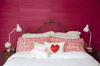 现代简约风格民族风粉色卧室设计
