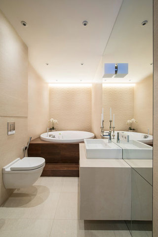 现代简约风格艺术白色60平米整体卫浴效果图