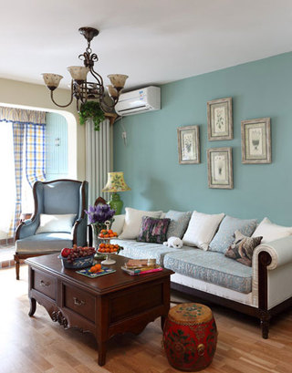 地中海风格温馨沙发背景墙婚房家装图
