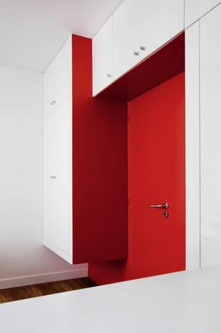 现代简约风格一居室稳重红色效果图