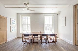 简约风格公寓舒适咖啡色餐厅餐桌图片