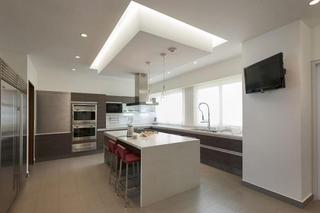 欧式风格公寓简洁白色开放式厨房设计图纸