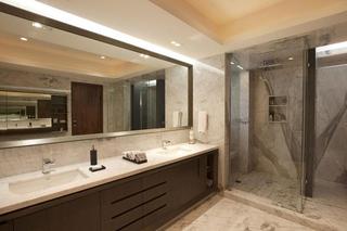 欧式风格公寓简洁白色整体卫浴装修
