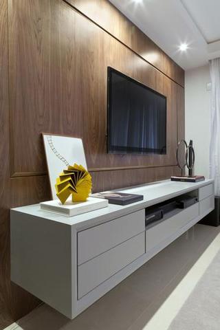 现代简约风格舒适白色客厅电视背景墙设计图