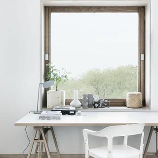 简欧风格公寓简洁白色书桌图片