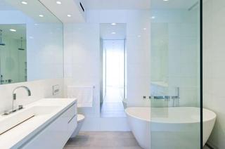 简约风格公寓简洁白色整体卫浴效果图