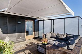 北欧风格单身公寓简洁阳台装潢