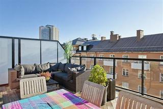 北欧风格单身公寓简洁装修图片