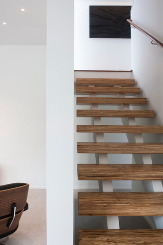 现代简约风格厨房2013别墅实用卧室不锈钢楼梯扶手装修效果图
