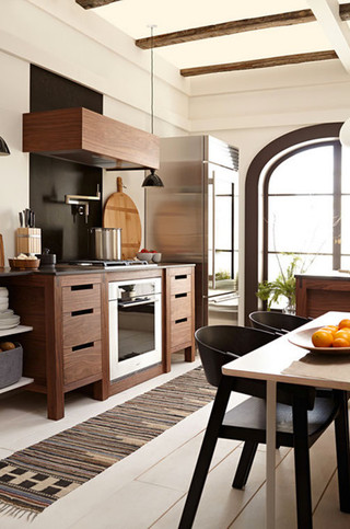 现代北欧风格单身公寓厨房阳台实用过道玄关效果图