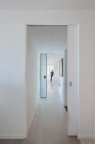 现代简约风格厨房单身公寓设计图实用门厅过道吊顶效果图