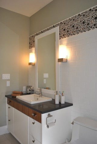 现代简约风格公寓时尚家居装饰4个平米的小卫生间装修效果图