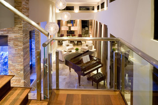 现代简约风格卫生间2013别墅稳重客厅楼梯装修图片