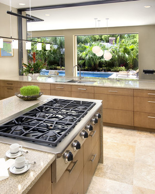 现代简约风格2013别墅稳重6平方厨房装修图片