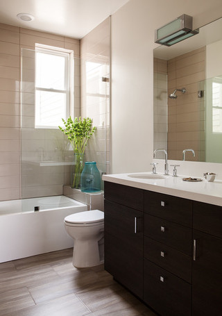 现代简约风格卧室三层别墅客厅简洁品牌浴室柜效果图
