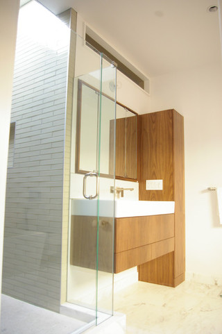 现代简约风格小公寓温馨客厅品牌浴室柜图片