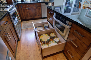 现代欧式风格实用3平米厨房橱柜定制
