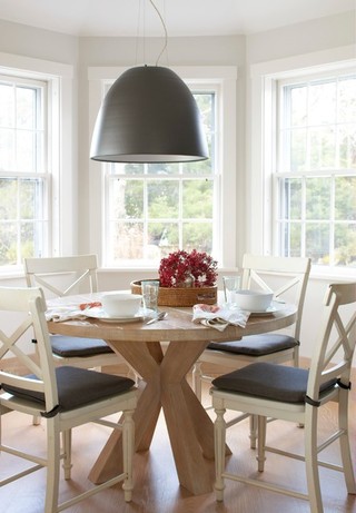 现代简约风格客厅单身公寓厨房温馨实木餐桌图片