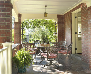 欧式风格客厅3层别墅舒适阳台花园装修效果图