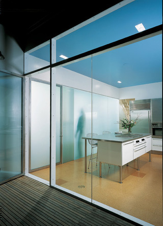 现代简约风格卫生间小型公寓时尚客厅设计图