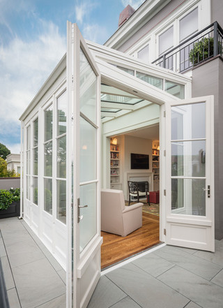 欧式风格家具200平米别墅现代简洁阳台门套装潢