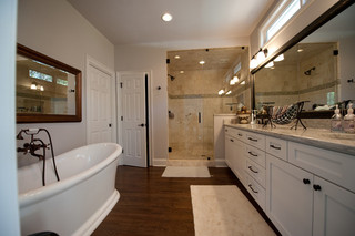 欧式风格家具一层别墅及小清新品牌浴室柜图片