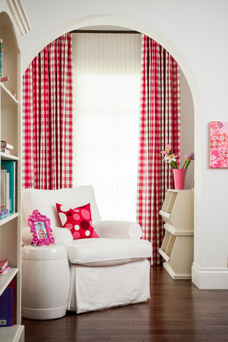 宜家风格客厅一层半别墅可爱卧室红色橱柜效果图