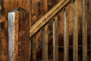 混搭风格一层半小别墅艺术实木楼梯效果图