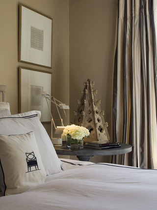 现代欧式风格三层半别墅浪漫婚房布置2013卧室装修图片