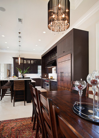 现代简约风格卫生间单身公寓新古典客厅与餐厅设计图