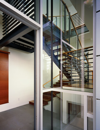 现代简约风格三层平顶别墅舒适复式楼楼梯设计图