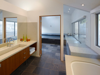 现代简约风格卫生间单身公寓简单温馨2m卫生间装修图片
