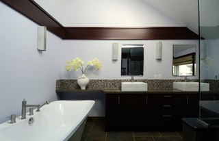 房间欧式风格复式公寓大气浴缸淋浴龙头图片
