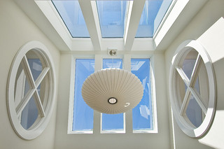 小公寓现代时尚客厅白色室内欧式吊顶设计图纸