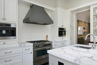 小户型公寓时尚室内白色简约开放式厨房客厅装潢