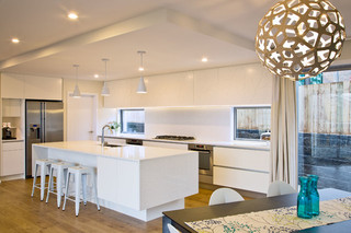 现代奢华白色家具开放式厨房客厅吸顶灯图片