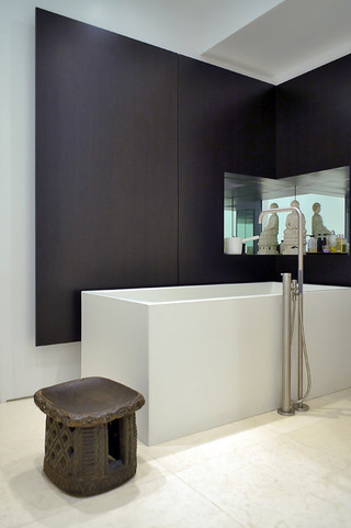 现代简约风格单身公寓厨房时尚客厅独立式浴缸效果图