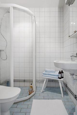 现代简约风格小户型简洁整体卫浴设计图纸