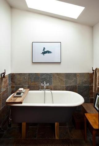 现代简约风格小户型艺术整体卫浴装潢