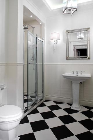 欧式风格公寓大气整体卫浴设计