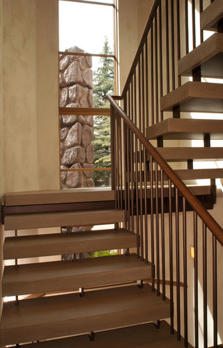 美式风格别墅时尚楼梯装修图片