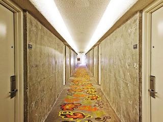 现代简约风格公寓时尚走廊装修效果图