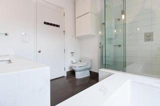 美式风格公寓时尚整体卫浴效果图