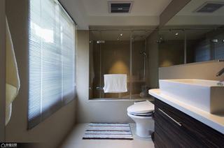 现代简约风格舒适整体卫浴旧房改造平面图