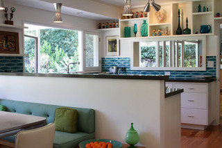 现代简约风格厨房艺术家具豪华型半开放式厨房装修图片