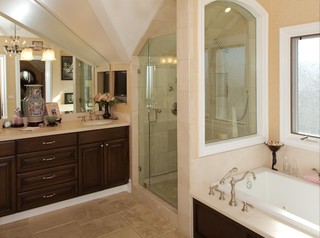 混搭风格客厅40平米温馨带浴缸的卫生间效果图