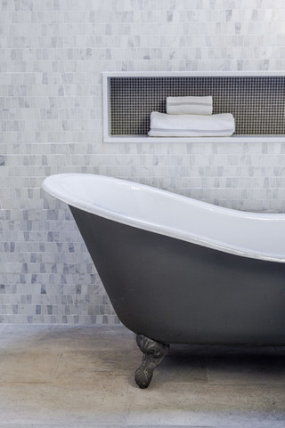 现代简约风格厨房复式客厅装饰浪漫卧室浴缸淋浴龙头效果图