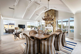 地中海风格客厅三层半别墅简单温馨新款布艺沙发效果图