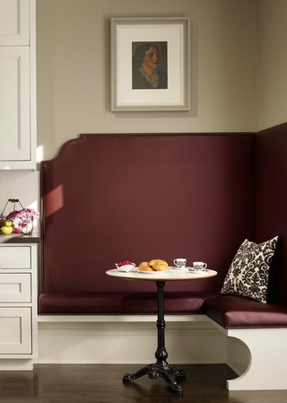 现代简约风格卧室浪漫卧室紫色窗帘富裕型装修效果图
